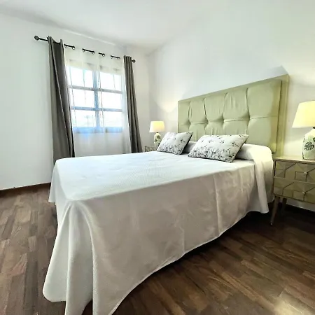 Holiday home House - Sleeps 6 - Pool - Pet Friendly Corralejo