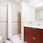 House - Sleeps 6 - Pool - Pet Friendly Vakantiehuis *