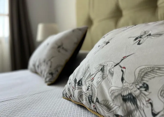 House - Sleeps 6 - Pool - Pet Friendly Vakantiehuis *